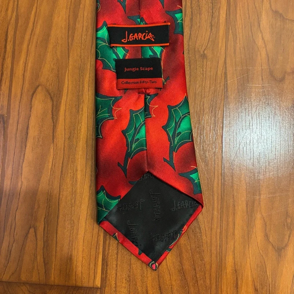 J. Garcia Collection 52 Silk Tie Holiday Holly Red and Green